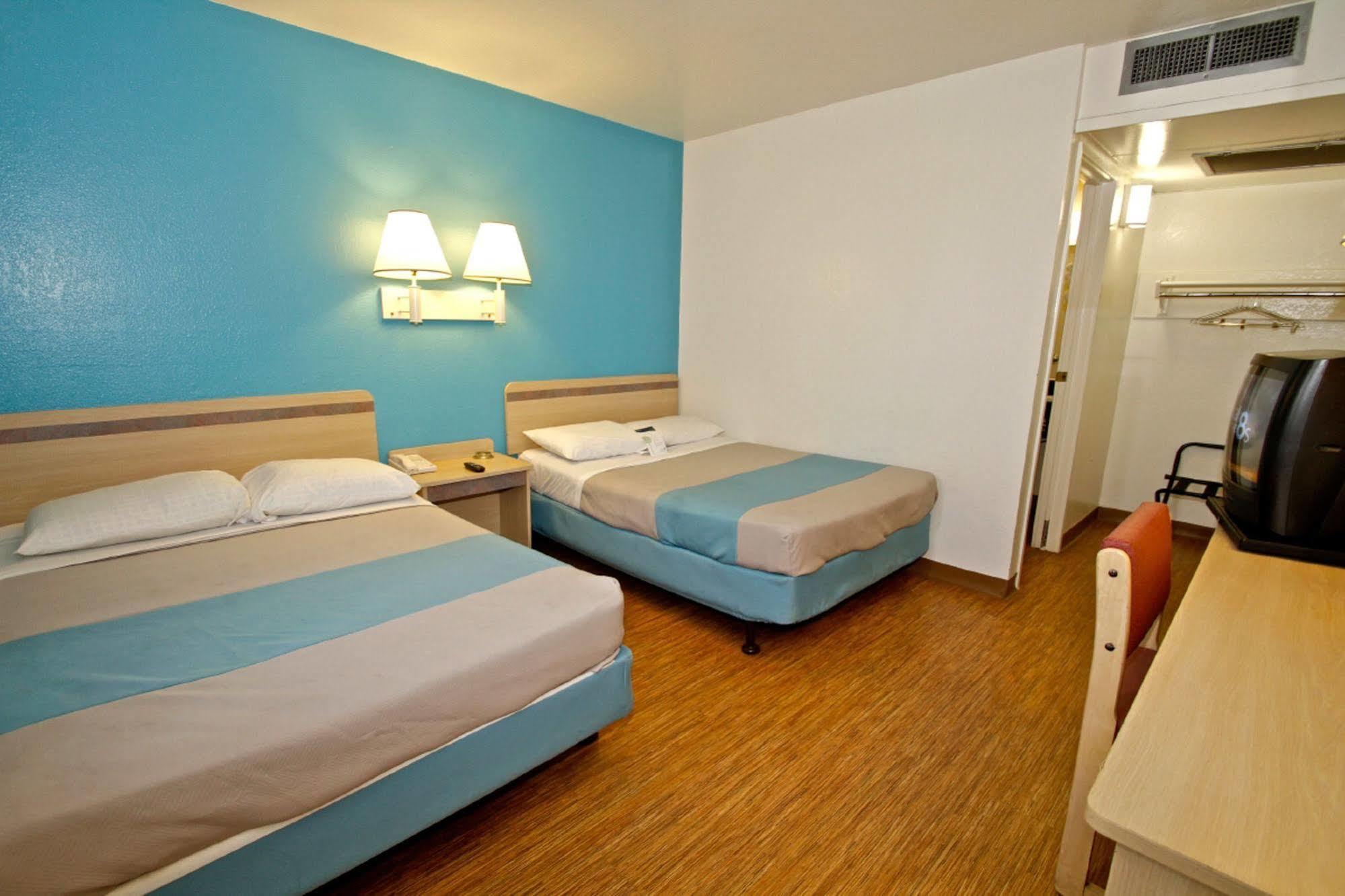 Motel 6-Sandston, Va - Richmond, Va Bagian luar foto